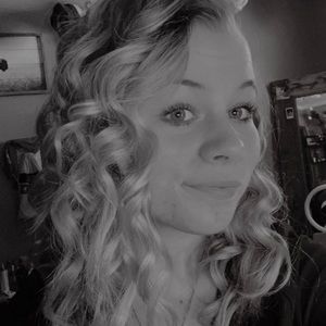 Meet your Posher, Cara